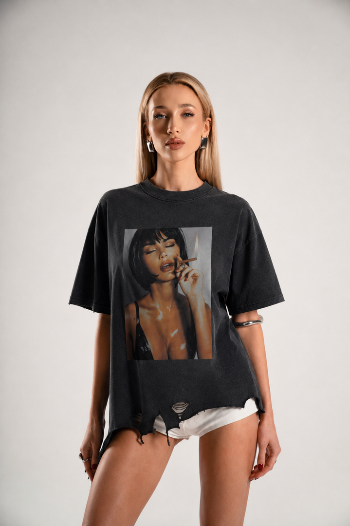 MUSE 001 — Olivia Oversized Vintage Tee